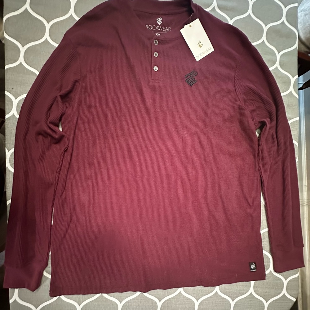 Rocawear Waffle Henley Men’s Burgundy 2XL NWT